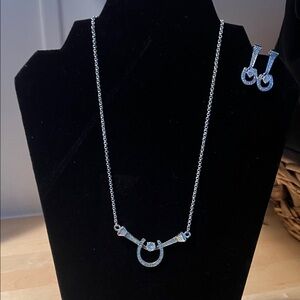Montana Silversmiths Elegant Silver Horseshoe Nail Necklace and Earring Set